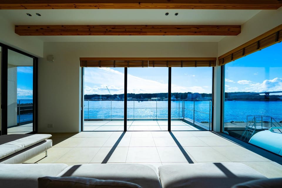 Living room, Seating area, Sea view, pet friendly