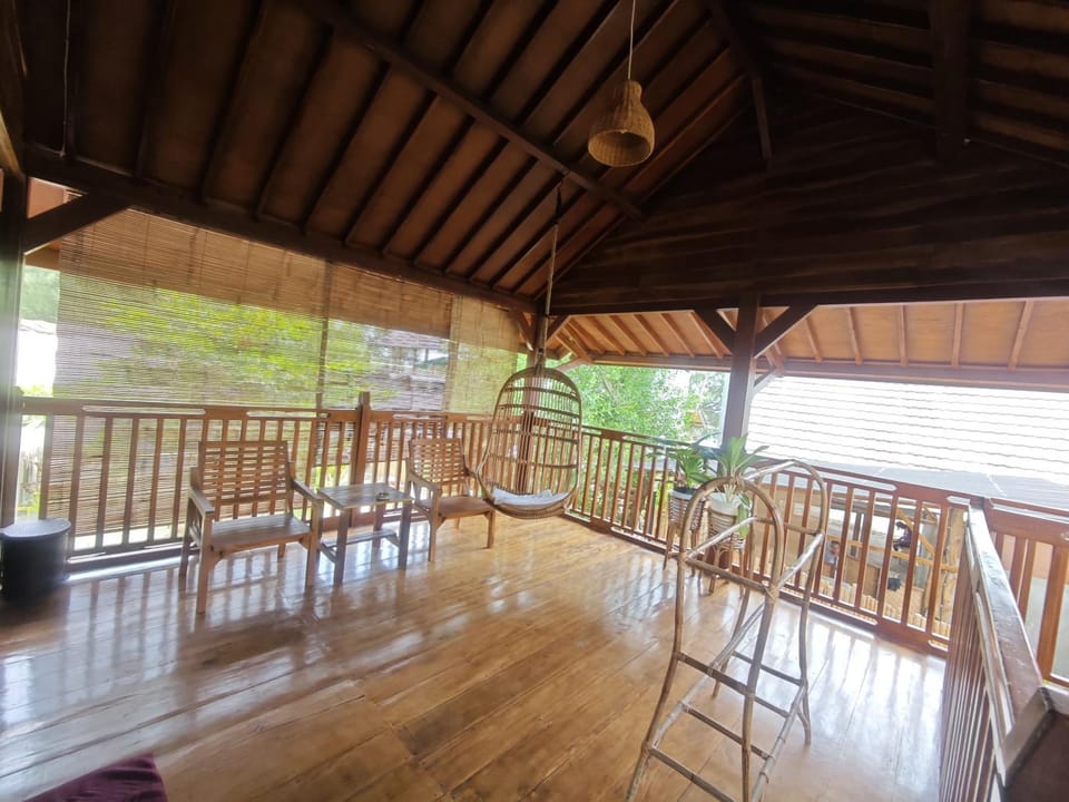 Bintang Beach 2 Bungalow House in Pemenang
