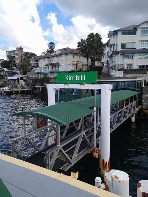 Harbourside stay in Kirribilli, with Opera House glimpses Apartment in Sydney