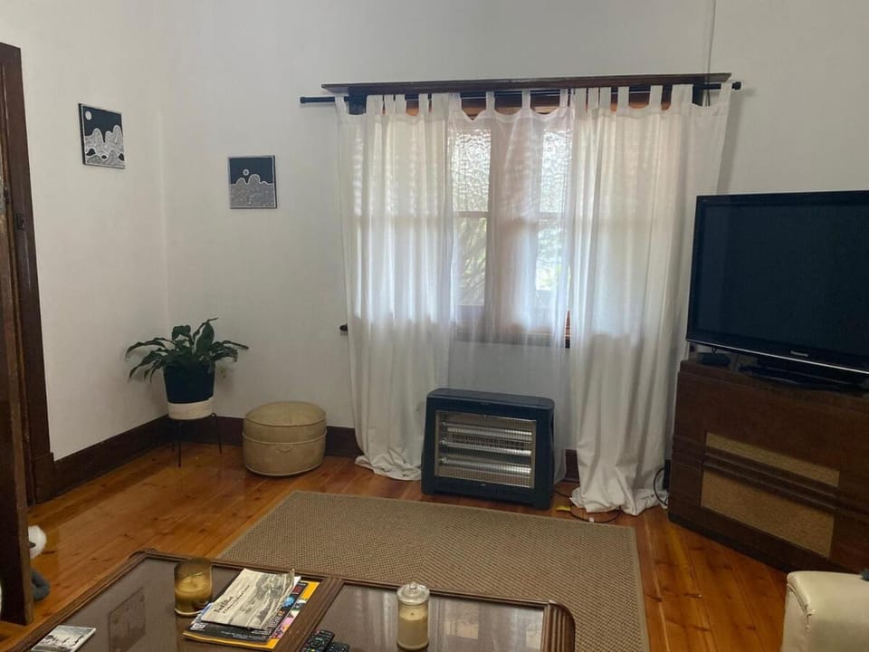 Mohill Cottage 1800's Heart of PortElliot SA House in Port Elliot
