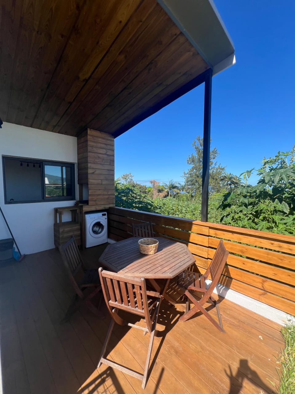 Petit Bungalow Neuf F2 avec Vue Mer Ravine des Cabris House in Réunion