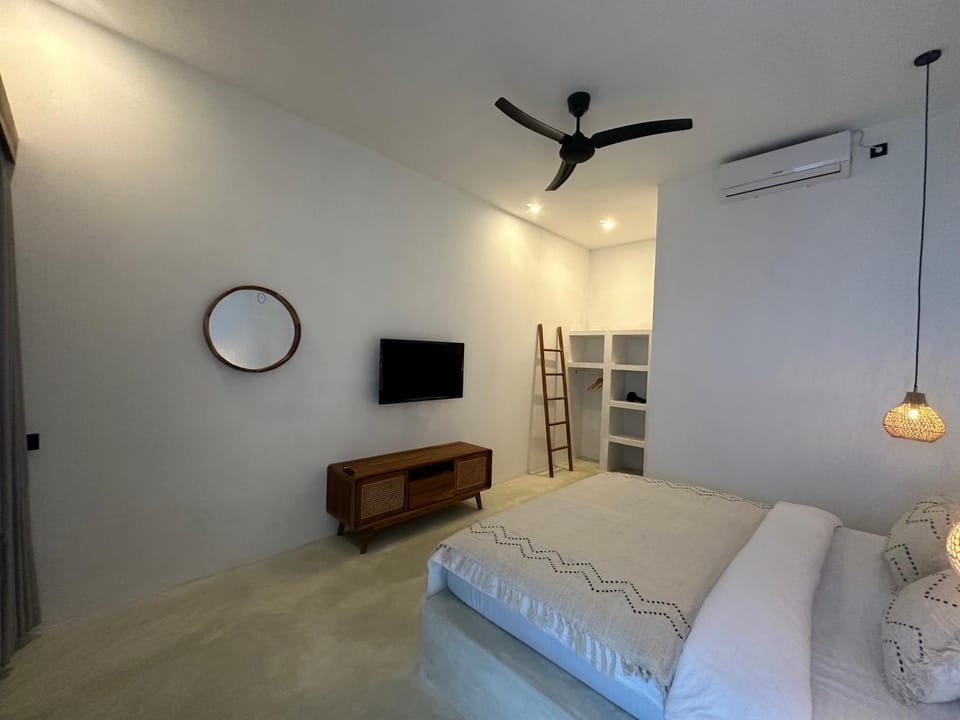 Radin Group 8 Villa in Pujut