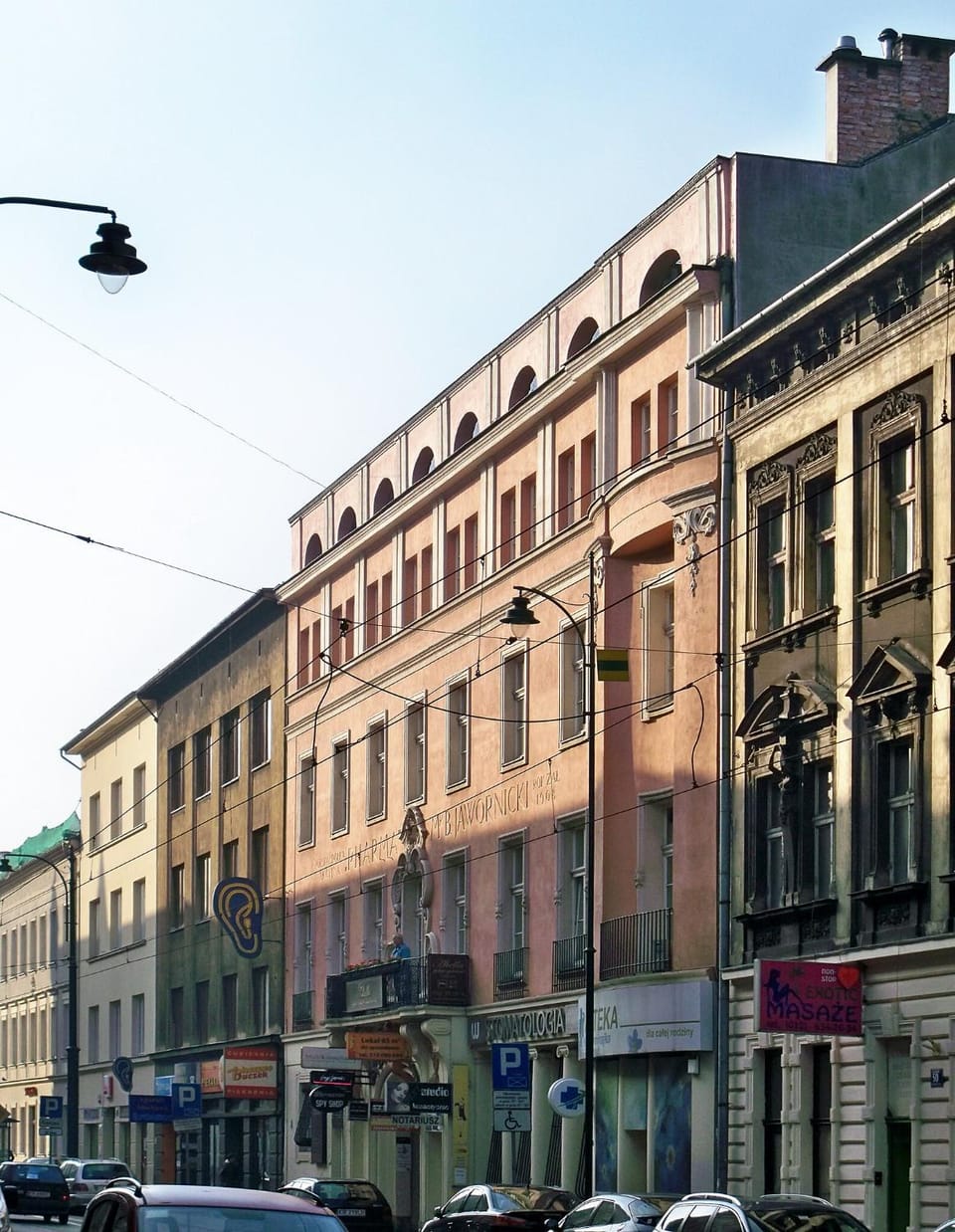Property building, Day, Neighbourhood, Street view, Location