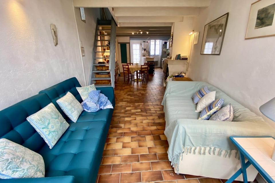 Nice House Rétaise With Garden Close To The Sea House in La Couarde-sur-Mer