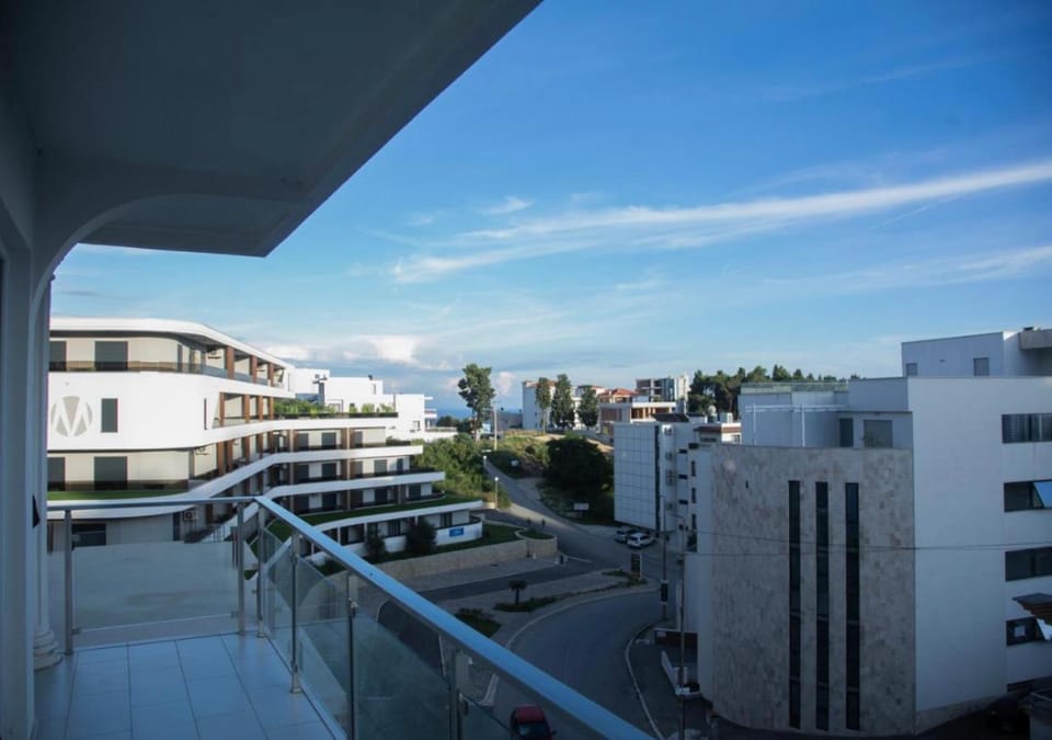 Apartment Nimes Hotel in Ulcinj