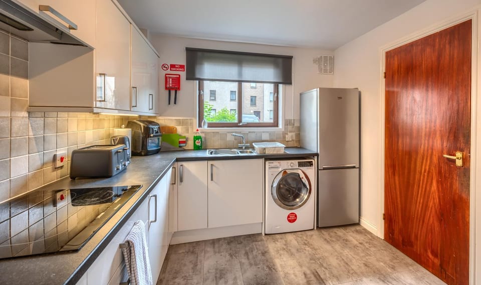 Kitchen or kitchenette, toaster