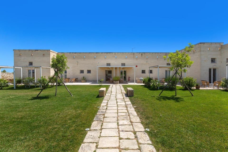 Property building, Garden