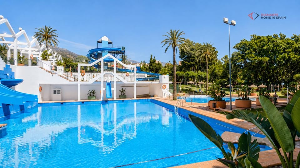 Aqua park, Swimming pool
