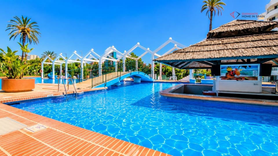 Lounge or bar, Swimming pool