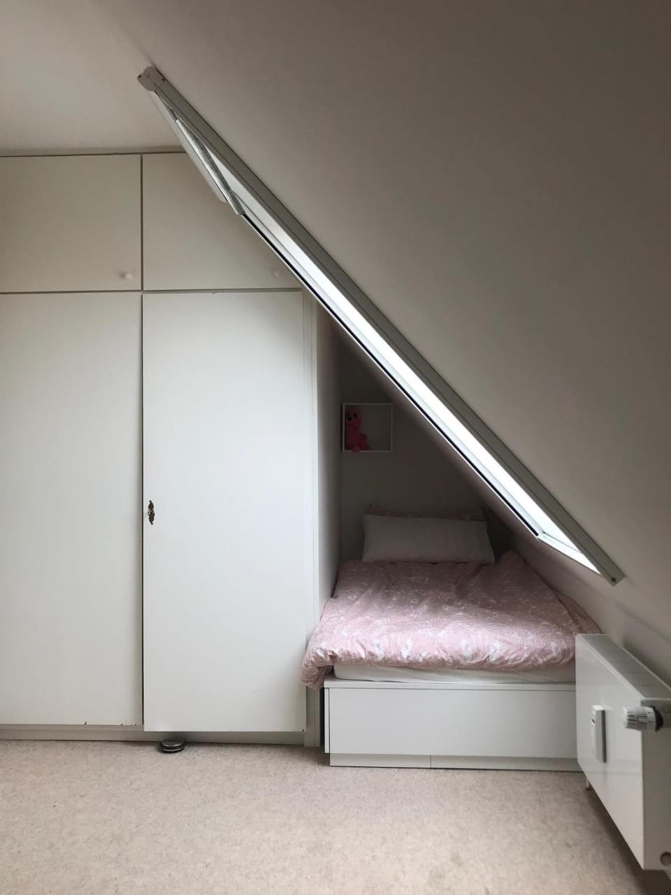 Bed, Photo of the whole room, Bedroom, wardrobe