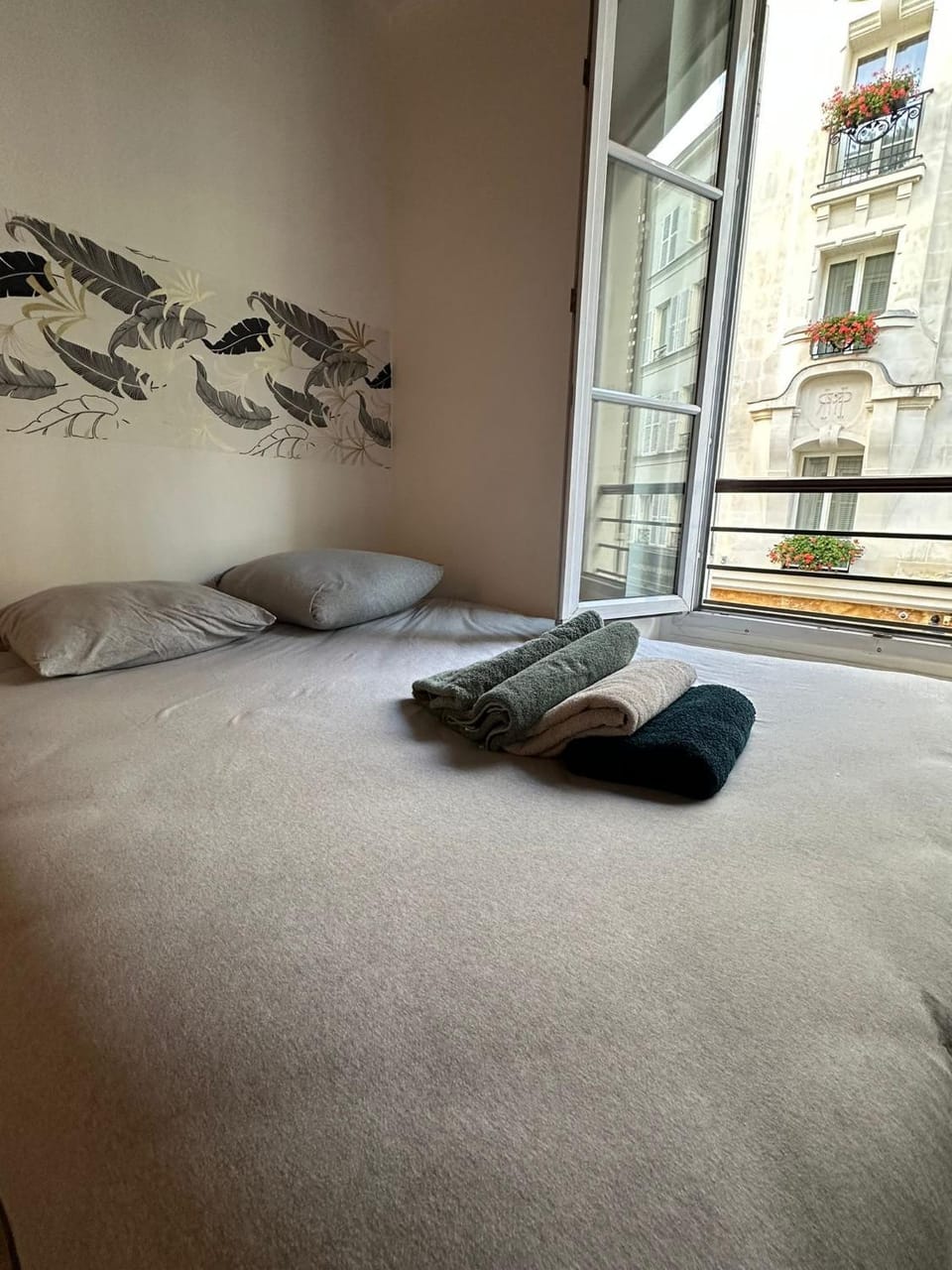 Property building, Bed, towels