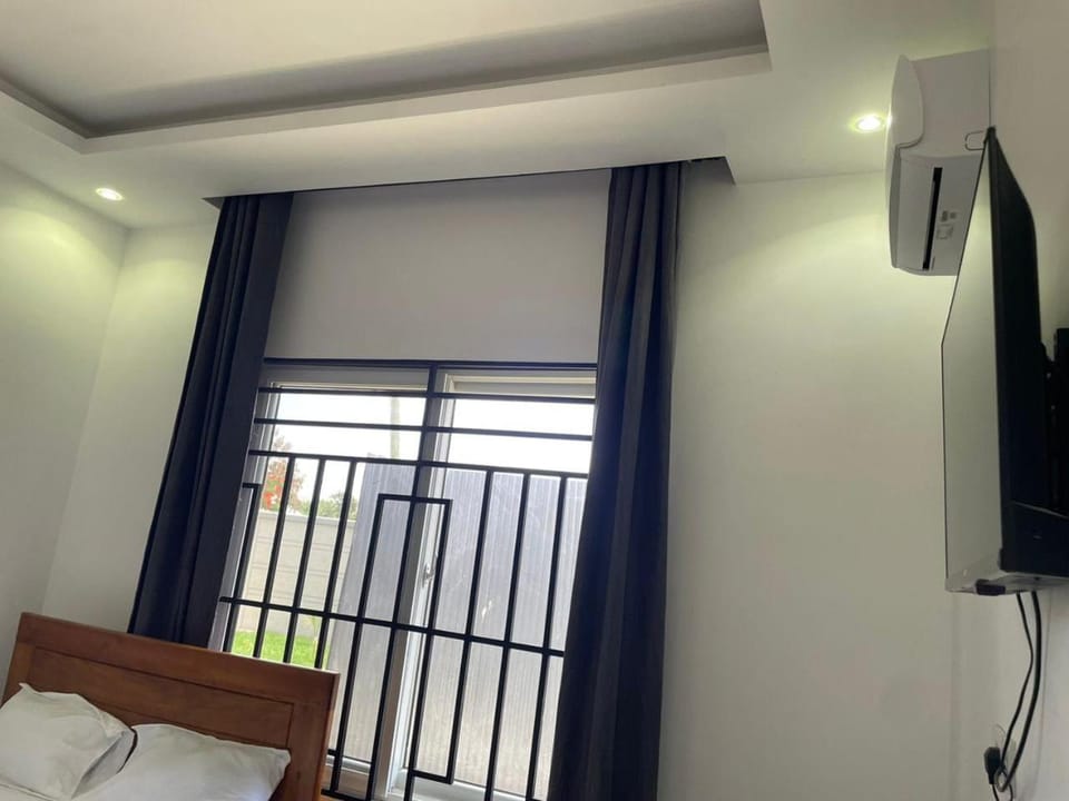TV and multimedia, Bedroom, air conditioner