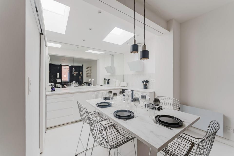 Maison moderne de 3 chambres, proche du tram Bed and Breakfast in Flanders