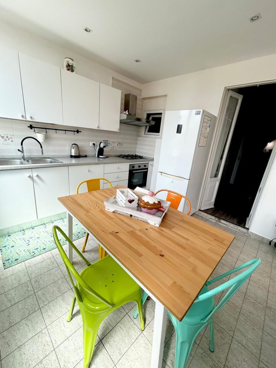 Kitchen or kitchenette, Dining area, dishwasher, oven, stove, toaster
