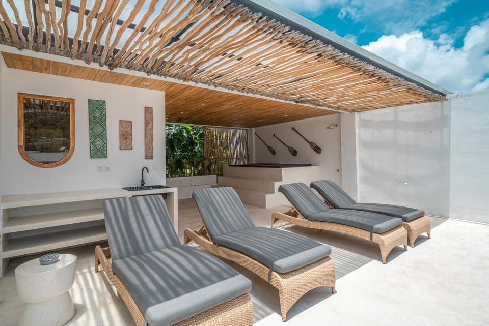 Dharma Bingin - Stunning 3BR Villa with Rooftop & Sauna in Bingin! Villa in Bali