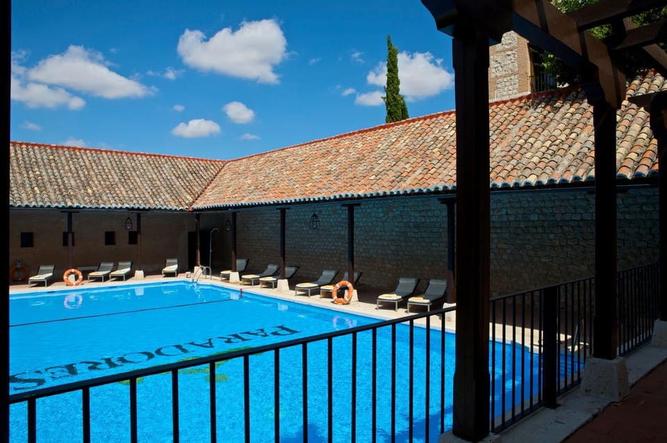 Swimming pool, Swimming pool