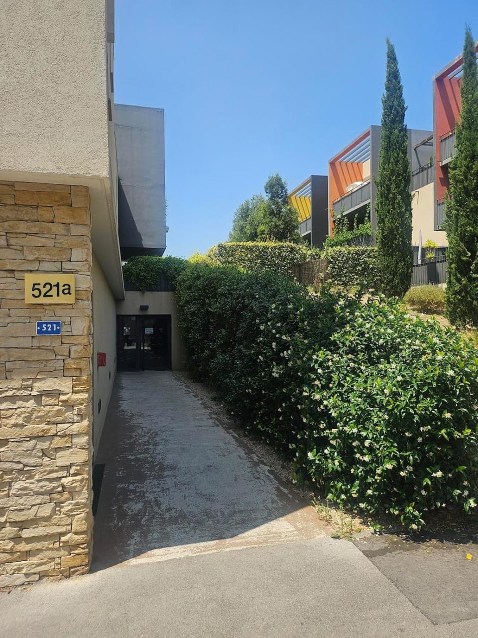 Property building, acessibility