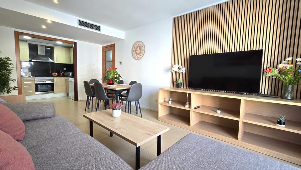 TV and multimedia, heating, kitchen, air conditioner