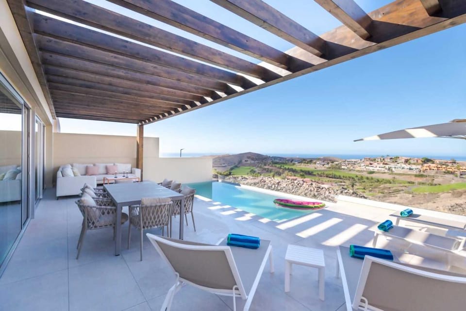 Kaiman 6 by Infinity Summer Villa in Comarca Sur