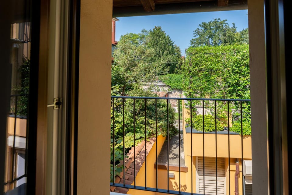Inner courtyard view