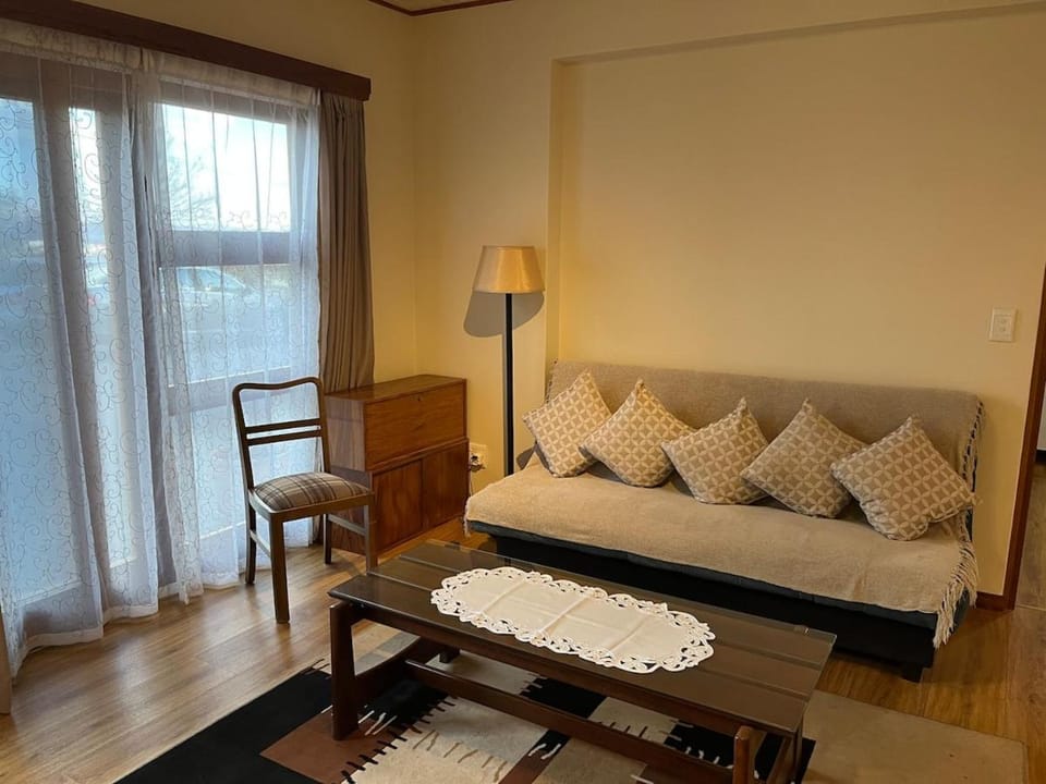 Stylish apartment on Luxury Hill Apartment in Windhoek