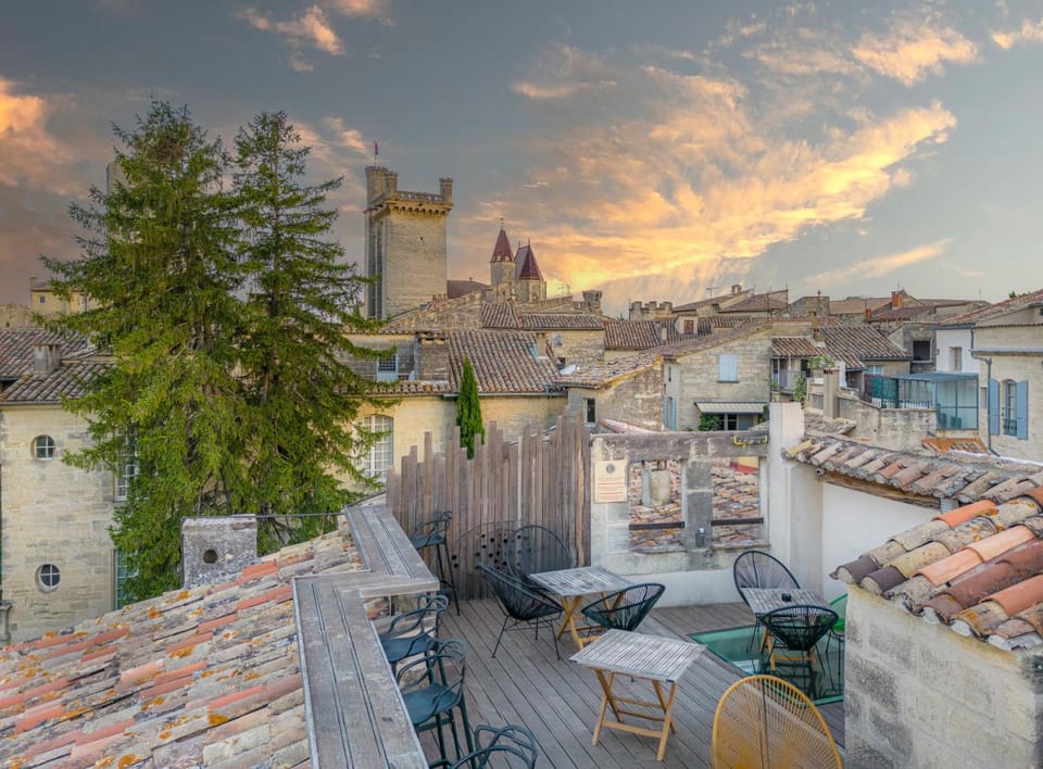 Neighbourhood, City view, Street view