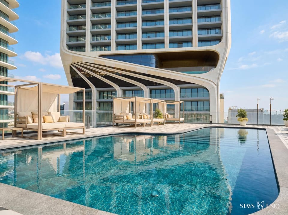 Pool view, Swimming pool, Swimming pool
