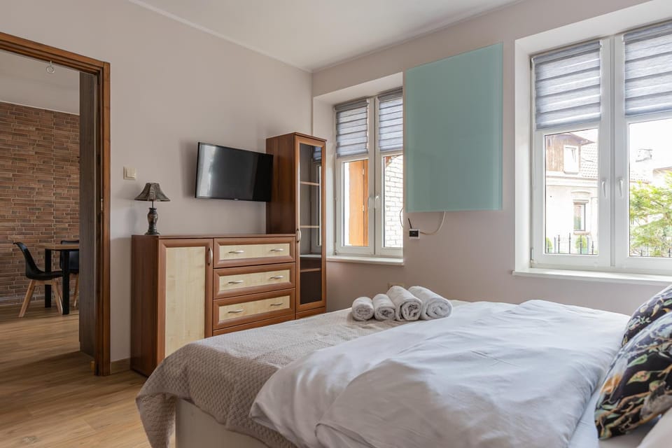 TV and multimedia, Bedroom, Area and facilities