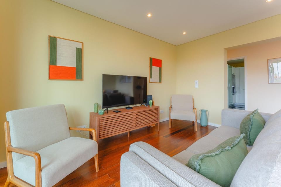 FLH Funchal City View at Quinta da Nogueira Residence Apartment in Funchal