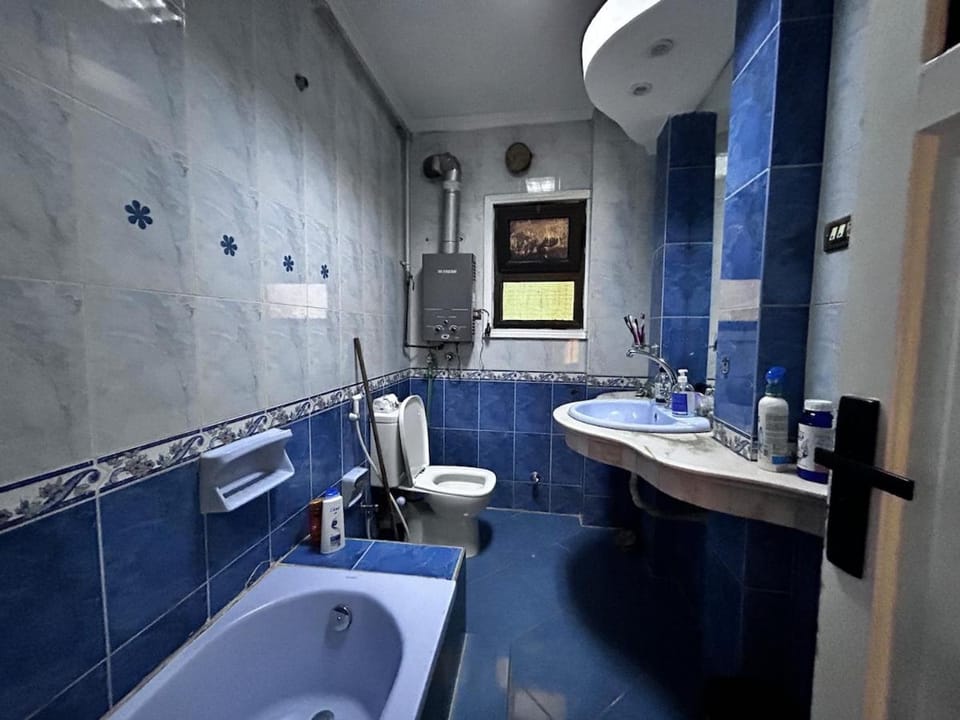 Cozy Room In a Guest house Bed and Breakfast in Cairo Governorate