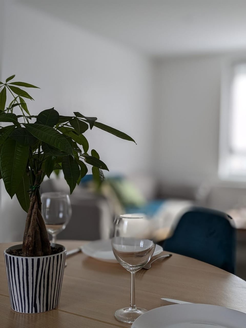 Living room, Dining area