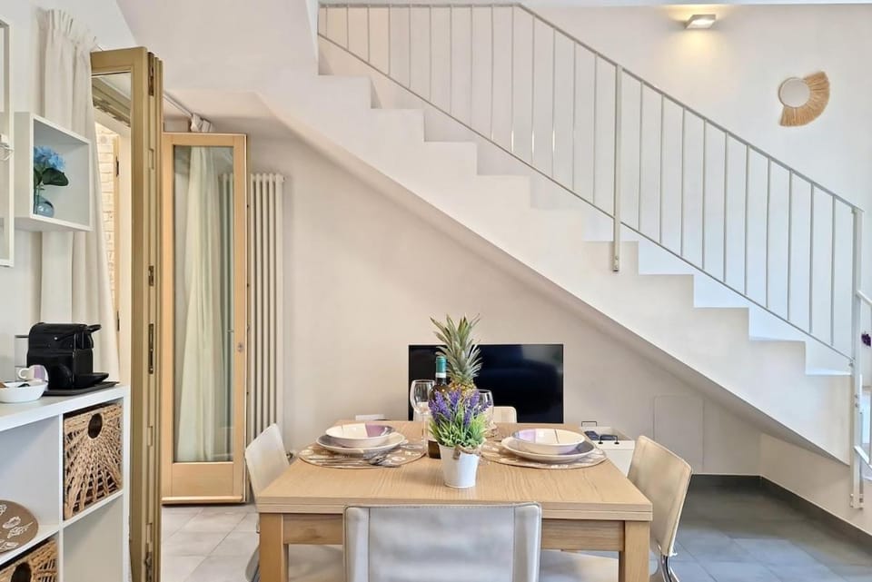 Center 150 Mt from the Sea AC fast WiFi and Design Apartment in Porto Sant'Elpidio