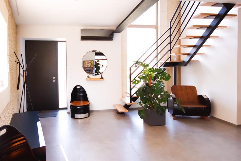Communal lounge/ TV room