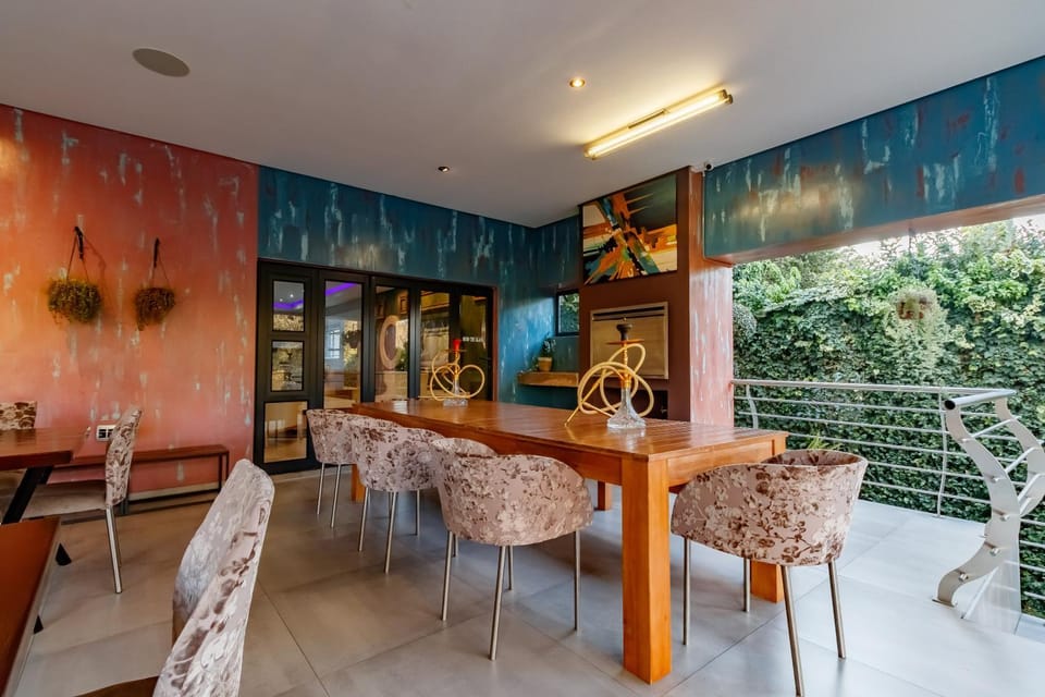 Patio, Bird's eye view, View (from property/room), Balcony/Terrace, Seating area, Garden view, Pool view, River view, Entertainment, oven