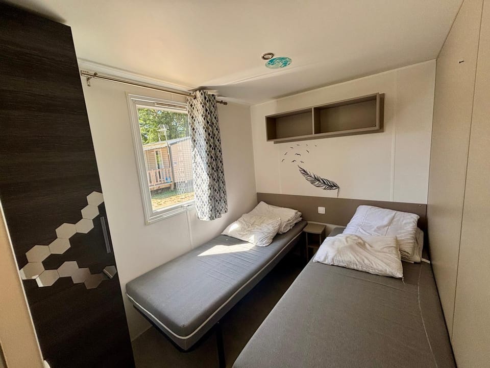 Mobil-home 4-6 personnes proche zoo de beauval Campground/ 
RV Resort in Centre-Val de Loire