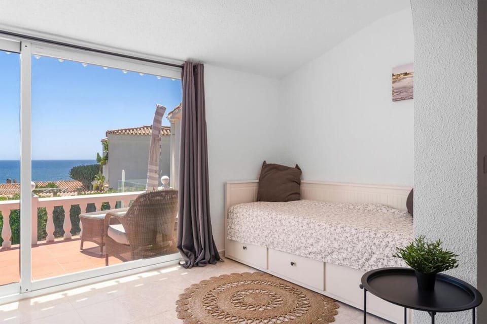 Nice Studio pool & views Apartment in Costa del Sol