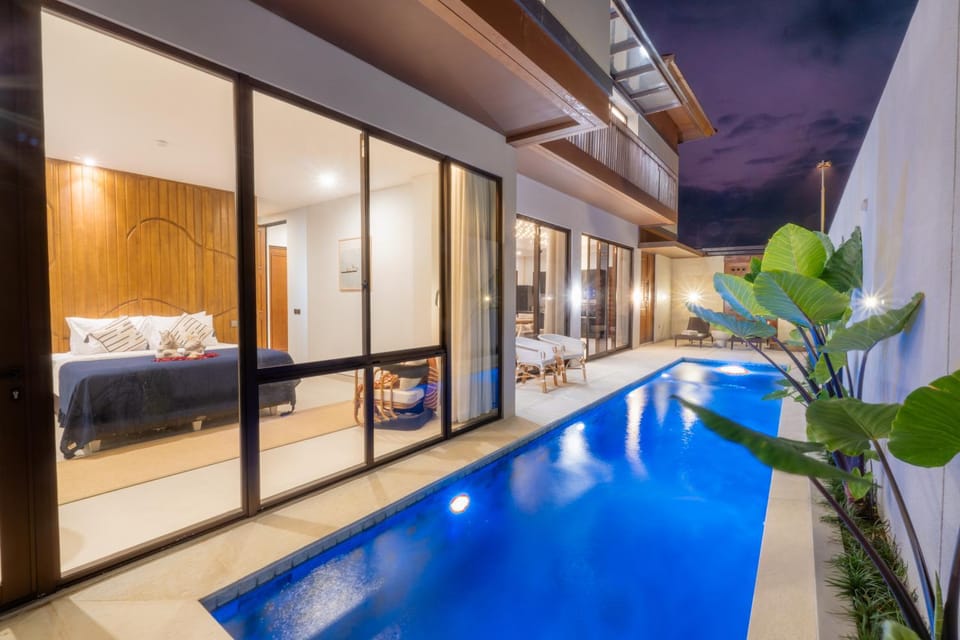 Pool view, Swimming pool, Swimming pool