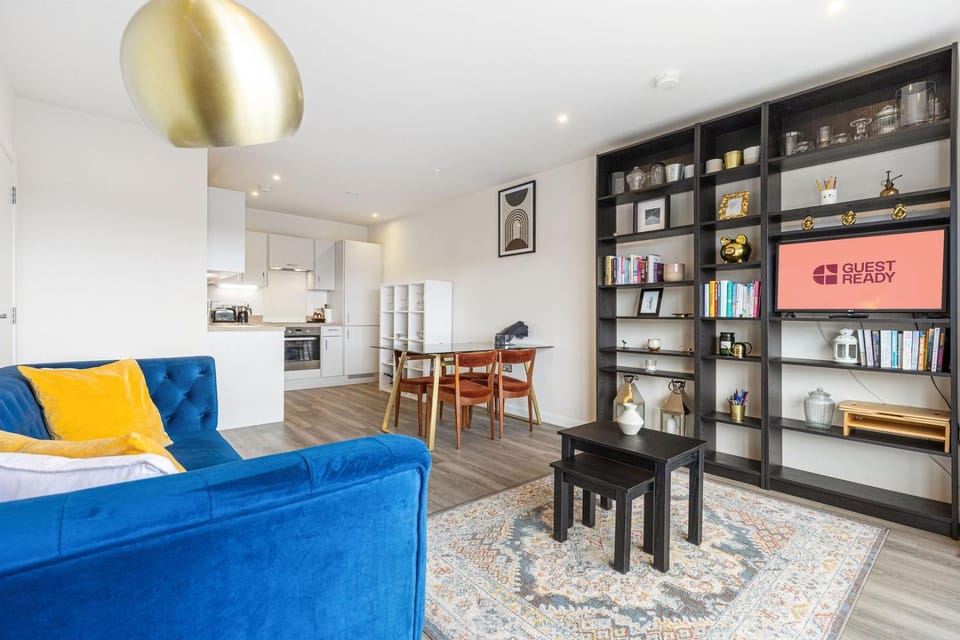 GuestReady - Millbrook Park retreat with balcony Apartment in London