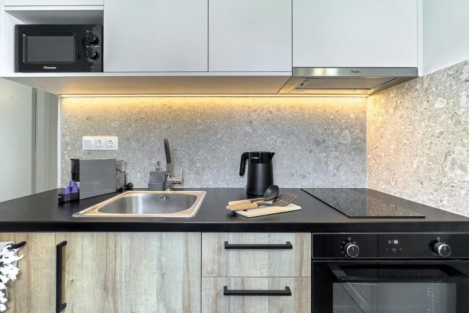 Boutique Athens Flat in Koukaki, Walk to Acropolis Apartment in Kallithea