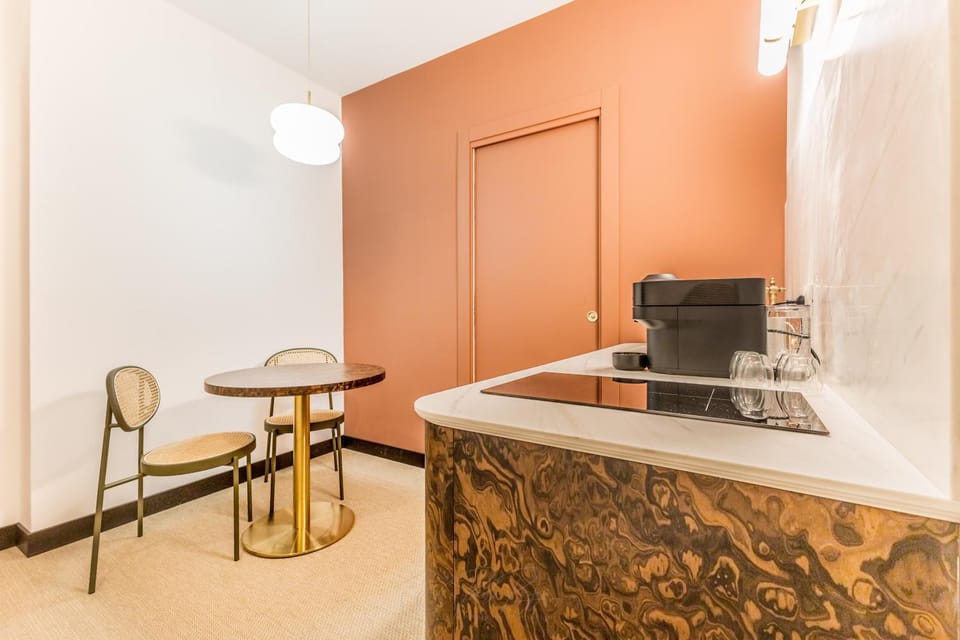 Coffee/tea facilities, Kitchen or kitchenette