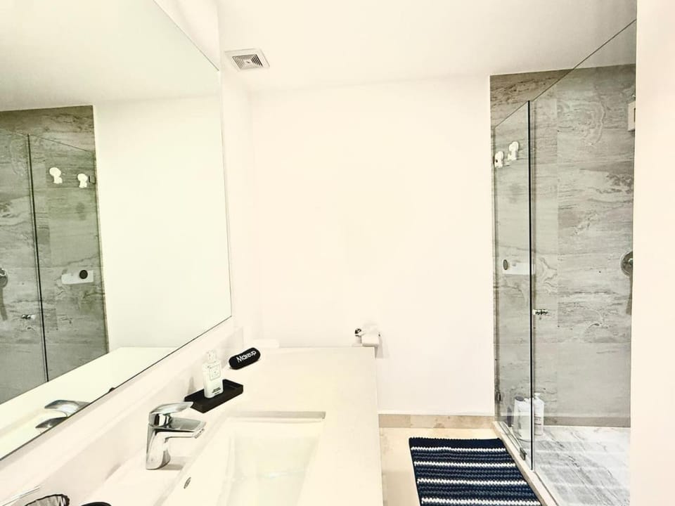 Harbor NT1404 by Moikkarentals Apartment in Puerto Vallarta