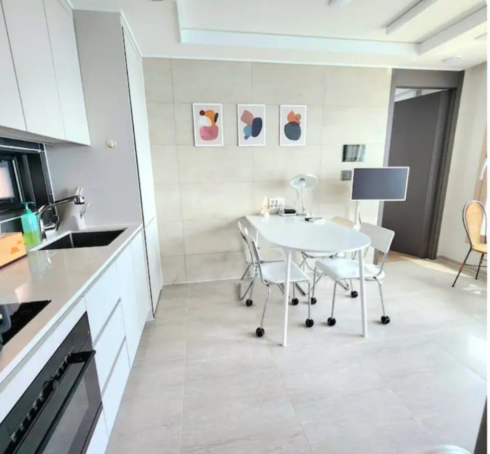 Busan#Gwanganli#Hot place#Healing Home Apartment in Busan