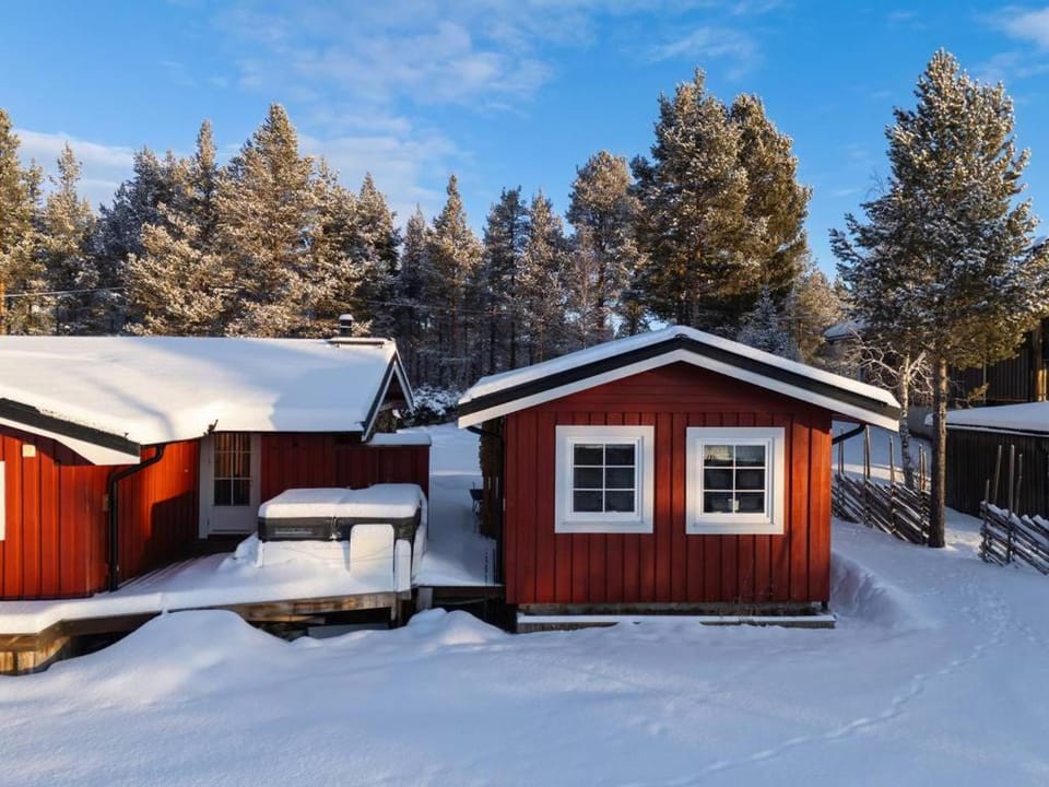 Property building, Day, Natural landscape, Winter