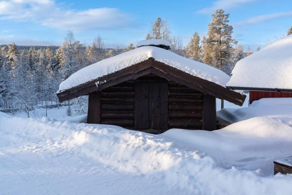 Property building, Day, Natural landscape, Winter