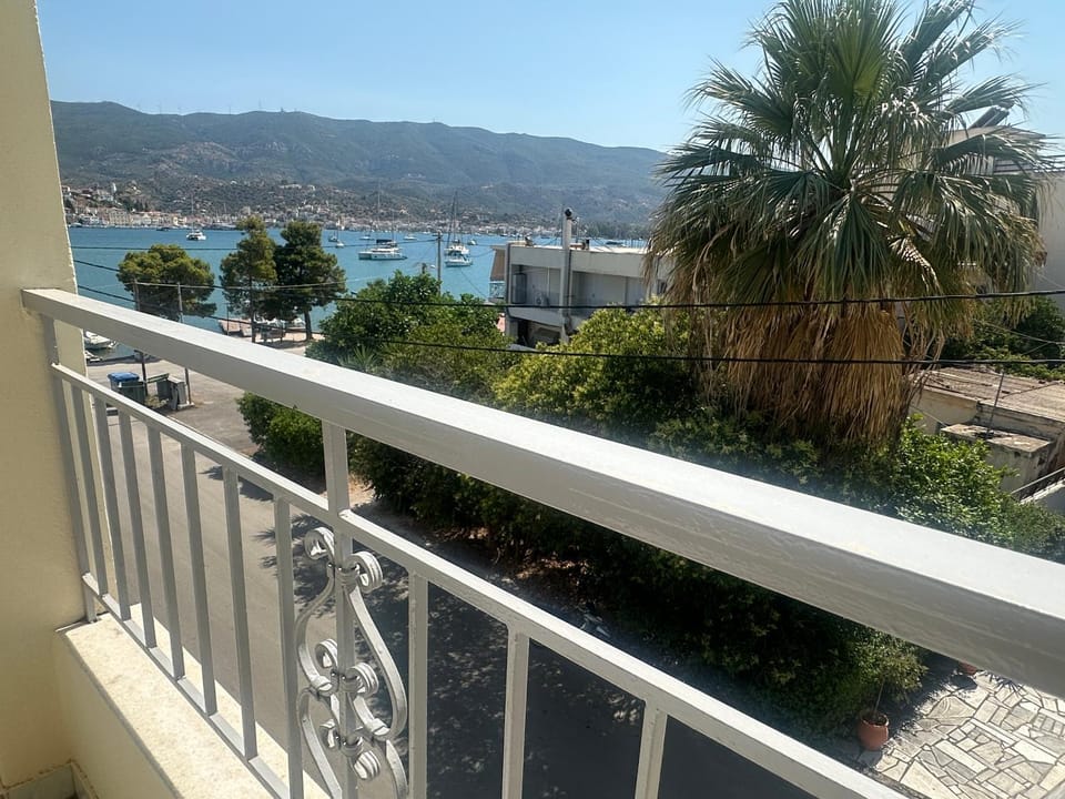 View (from property/room), Balcony/Terrace, Sea view