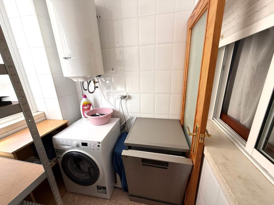 dishwasher, washing machine