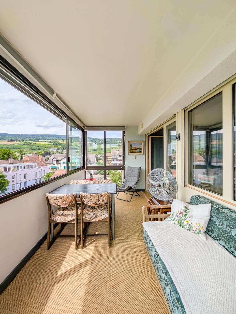 Day, Natural landscape, View (from property/room), Balcony/Terrace, Balcony/Terrace, Seating area, Dining area