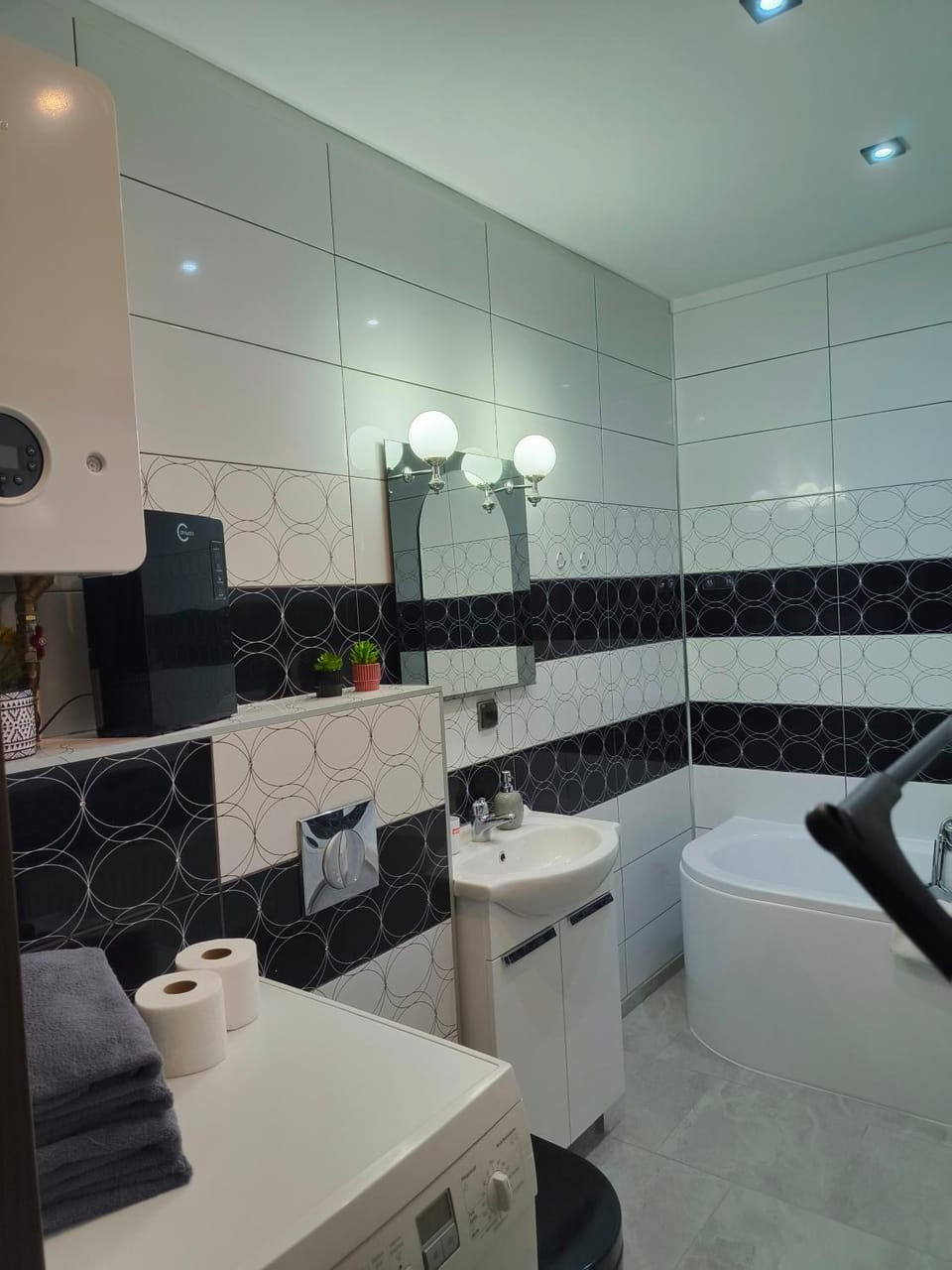 Bathroom, Bath