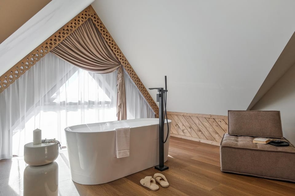 Bathroom, Bath