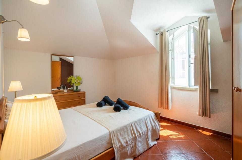 NEW - Heart of Sesimbra Apartment in Sesimbra